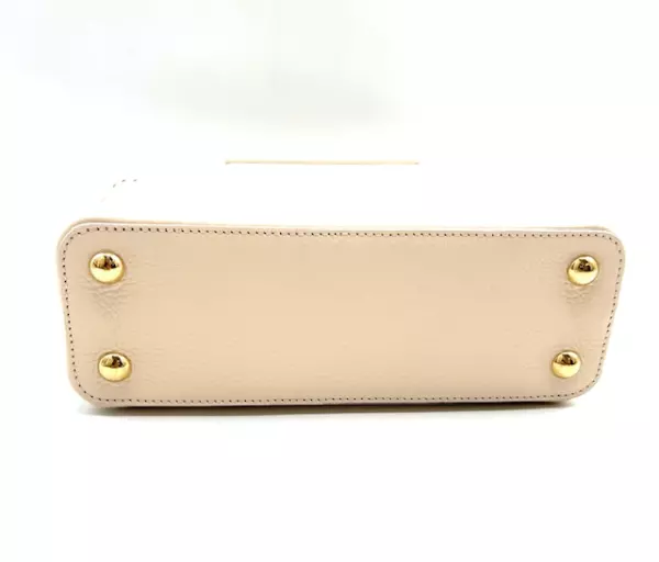 138-louis-vuitton-capucine-beige-d