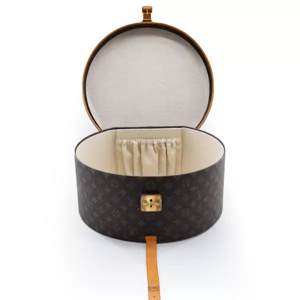 10louisvuitton-boite-chapeauxi