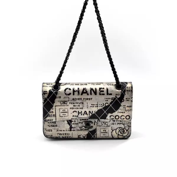26chanel-sac-timeless-graphb