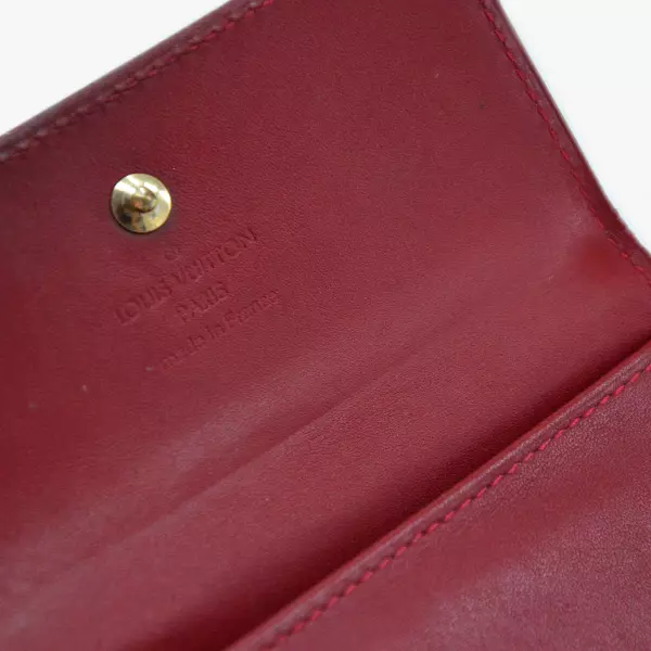 16louisvuitton-portefeuille-rouged