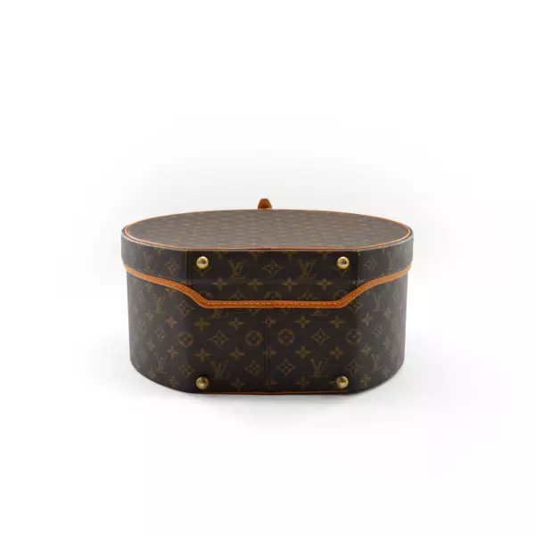 10louisvuitton-boite-chapeauxd
