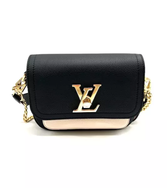 139-louis-vuitton-lock-me-tender-a