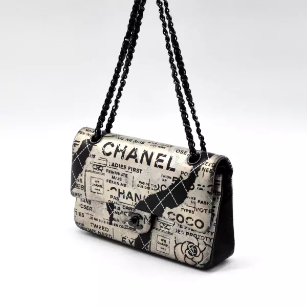 26chanel-sac-timeless-graphc