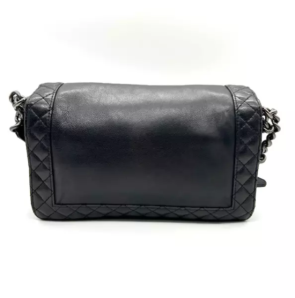 111-c-chanel-boy