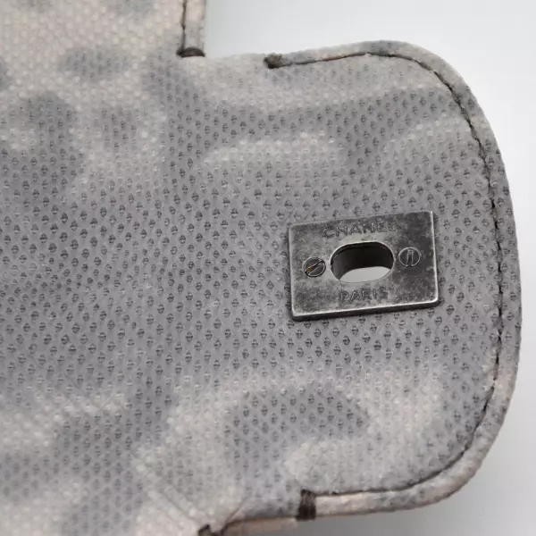 73chanel-pochette-serpente