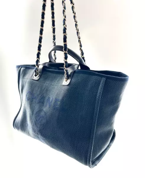 114-c-chanel-sac-deauville-bleu