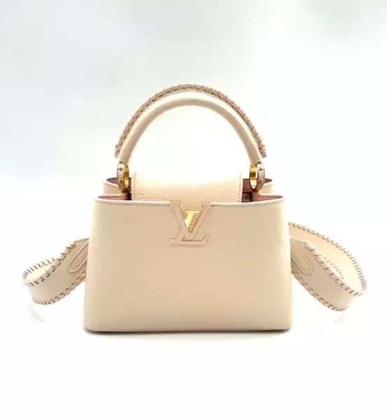 138-louis-vuitton-capucine-beige-e