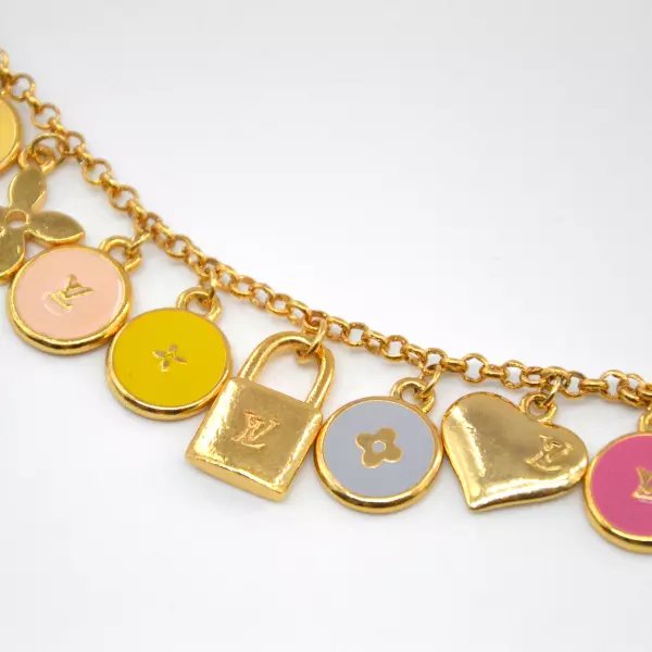 72louisvuitton-bracelet-chained