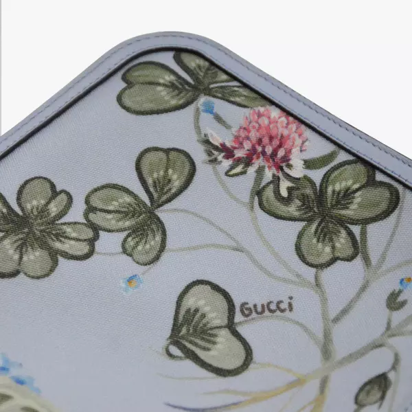 19gucci-pochette-fleurs-bleued