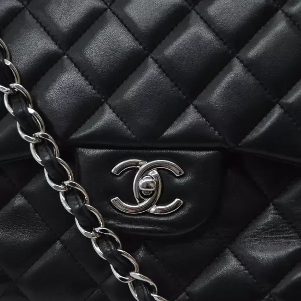 51chanel-timeless-noird