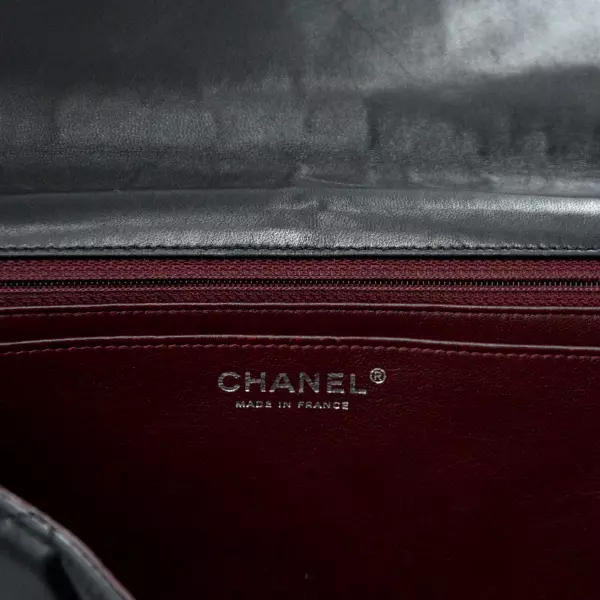 51chanel-timeless-noire