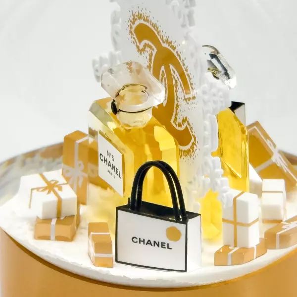 98chanelboule-neiged