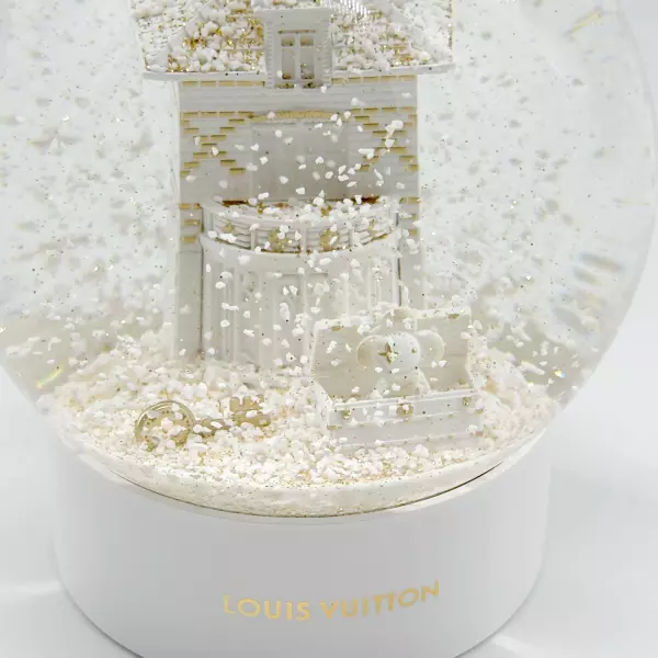 99louisvuittonboule-neigef